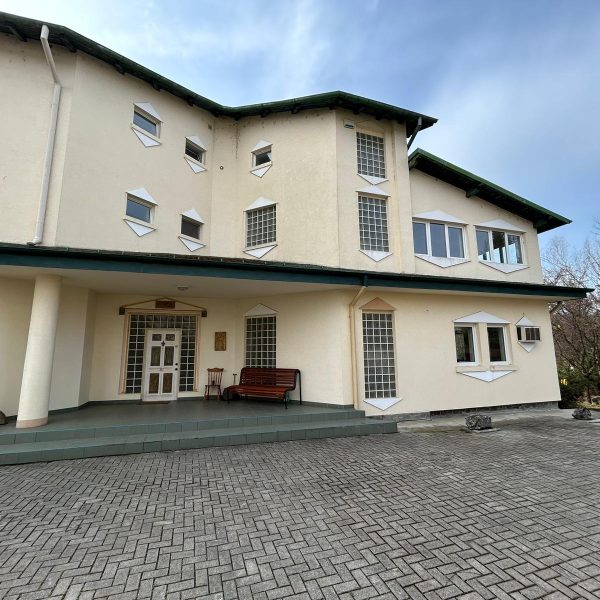 WhatsApp Image 2023-03-20 at 11.02.29